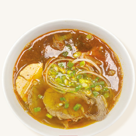43. Spicy Lemongrass Beef & Pork Noodle Soup / B&uacute;n B&ograve; Heo X&agrave;o Sả Ớt