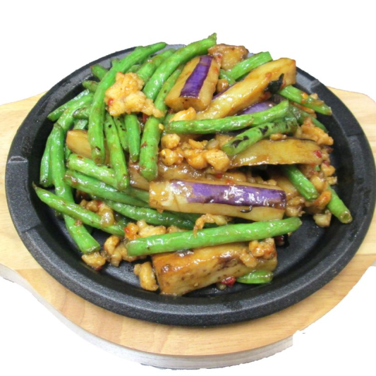 207. Minced Chicken, Egg-Plant & Green Beans in Black Bean Sauce 雞茸茄子四季豆