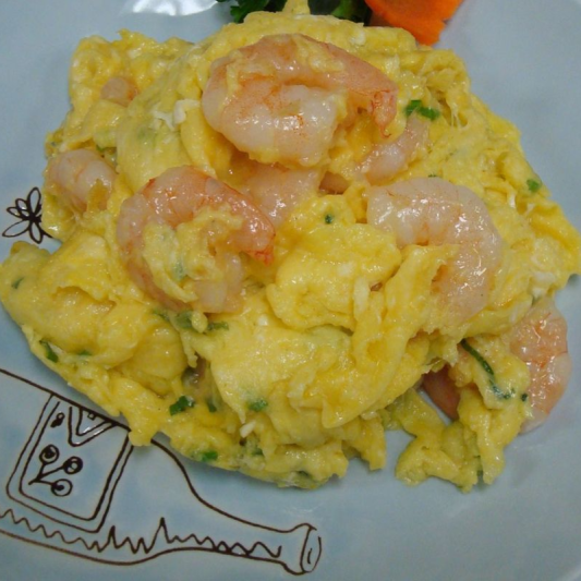 108. Pan Fried Shrimp with Scrambled Egg 滑蛋蝦仁