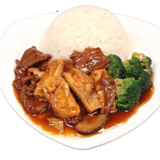 281. Beef & Fried Bean Curd on Rice 紅燒豆腐牛肉或雞片飯