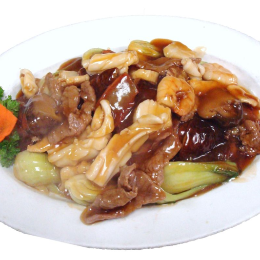 132. Braised Duck with Assorted Seafood & Meat 八珍扒鴨