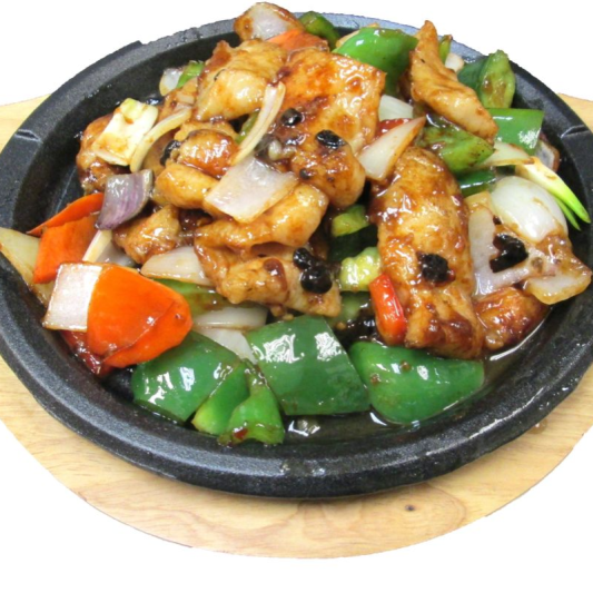 217. Sliced Fish with Black Bean Sauce 鐵板豉椒魚片