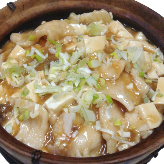 256. Salted Fish with Diced Chicken & Bean Curd in Hot Pot 鹹魚雞片滑豆腐煲