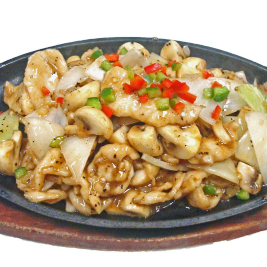 195. Chicken & Mushrooms in Black Pepper Sauce 鐵板黑椒磨菇雞片