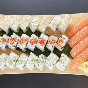 Food: Sushi Platter