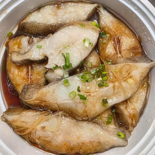 Steamed Turbot with Ginger and Shallots 蒸姜葱多宝鱼