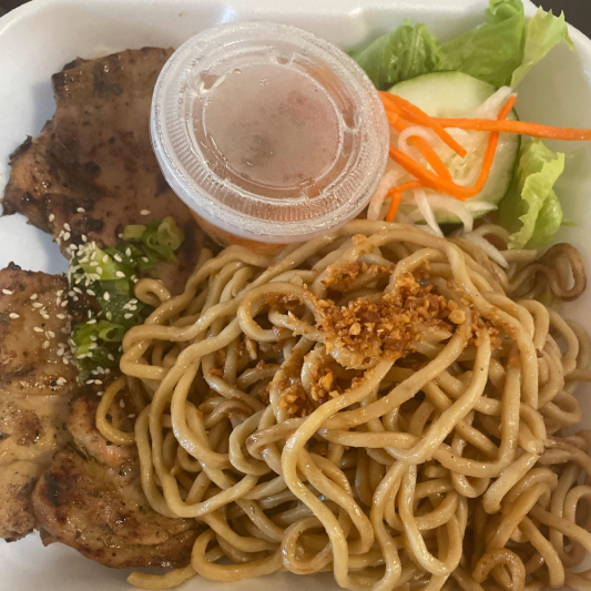 Garlic Noodles with Grilled Chicken