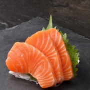 Salmon Sashimi (3 pcs)
