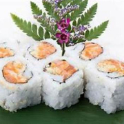 Spicy Salmon Crispy Roll (6 pcs)