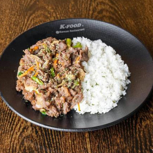3. Bulgogi (Korean BBQ) 소불고기