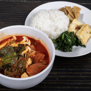 Budae Jjigae / 부대 찌개