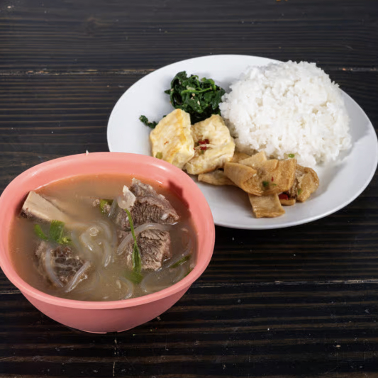 Beef Soup / 소고기 해장국