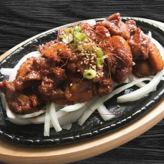 H4. Spicy Chicken Hotplate
