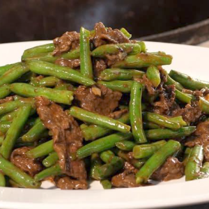 51. Beef & Green Beans in Black Bean Sauce 豉汁牛肉豆仔