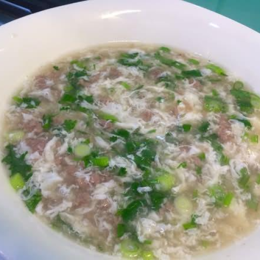 19. East Lake Beef Tofu Soup 西湖牛肉羹