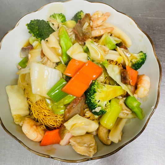 94. Crispy House Special Chow Mein 杂烩炒脆面