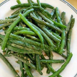106. Green Beans with Garlic Sauce