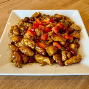 Kung Pao Chicken / 宫保鸡丁