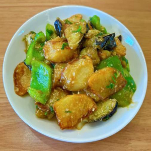 Fried Potato, Eggplant, and Pepper / 地三鲜