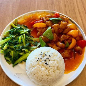 Orange Chicken Combo / 糖醋鸡块套餐