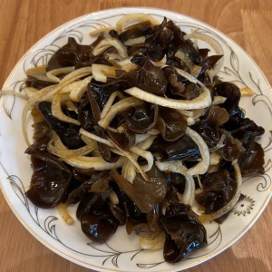 Mixed Wu Er Mushroom / 凉拌木耳