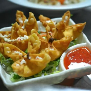 Crab Rangoon (4 pcs)