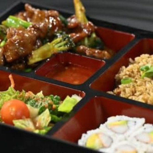 Bento Box Broccoli Chicken 