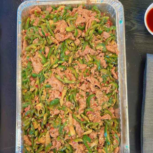 Wild Pepper Beef Party Tray (5 Servings)