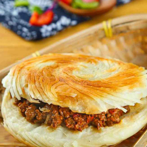 Cumin Beef Chinese Burger