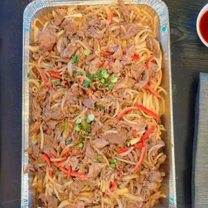 Saut&eacute;ed Mutton with Green Onions Party Tray (5 Servings)