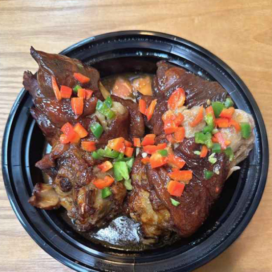 Crispy Pork Knuckle (2 Trotters)