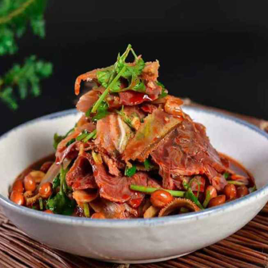 Steamed Beef Slices & Tripe in Chili Sauce