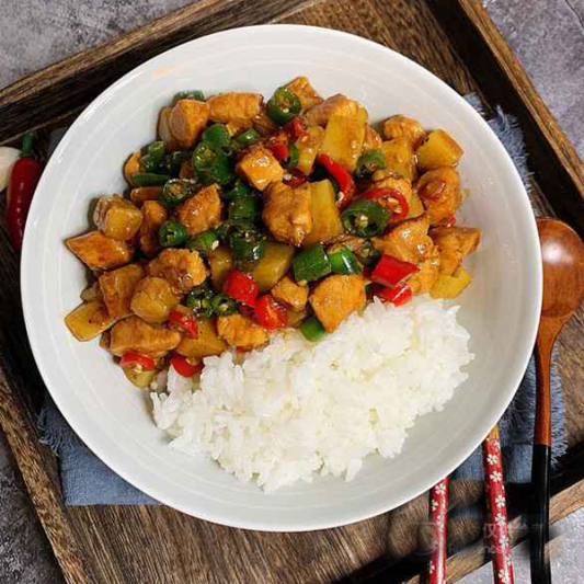 Chicken Thighs with Green Pepper over Rice
