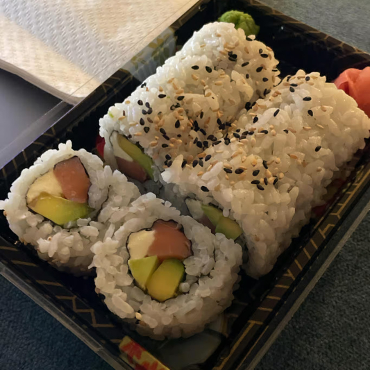 Philadelphia Roll (8 pcs) / Rollo Filadelfia (8 pcs)