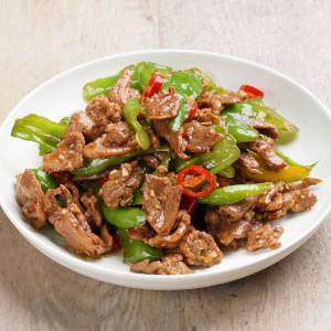 C3. Shredded Pork with Chilli Pepper 农家小炒肉