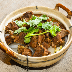 Radish Beef Brisket Casserole / 萝卜牛腩砂锅