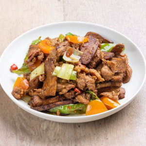 C14. Pork Belly with Saut&eacute;ed Dried Tofu 五花肉炒香干