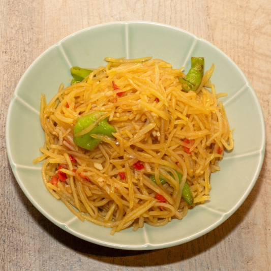 C8. Shredded Potato with Green Pepper / 尖椒土豆丝 