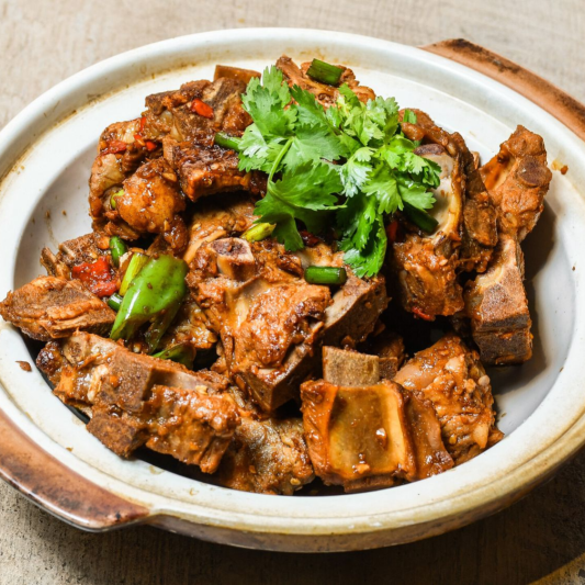 Soy Braised Pork Bone Casserole / 酱大骨砂锅
