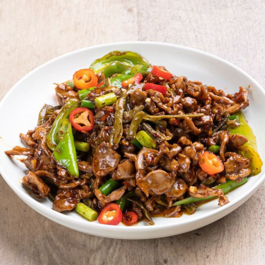 C4. Spicy Chicken Gizzards 湘味小炒鸡杂