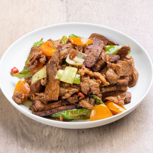 C14. Pork Belly with Saut&eacute;ed Dried Tofu 五花肉炒香干