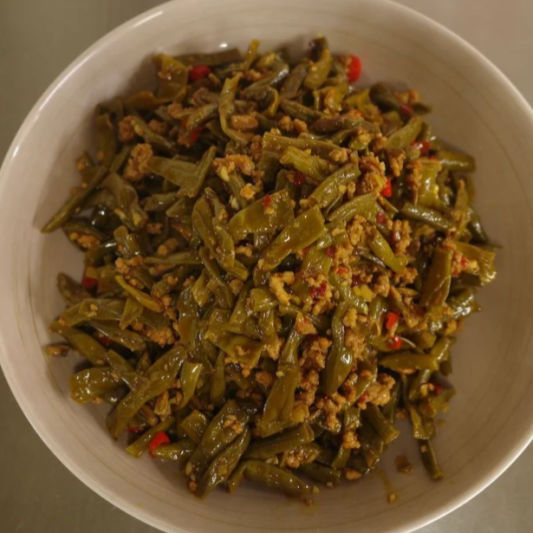C5. Saut&eacute;ed Pickled Beans with Minced Pork / 酸豆角炒肉末 