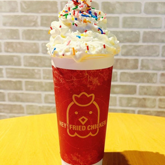 Snowy Peach Tie Guan Yin Oolong Fresh Milk Tea 桃吟乌龙