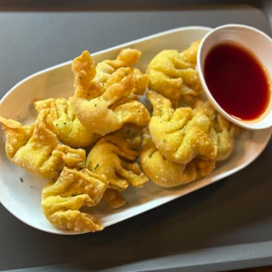 3. Deep-Fried Cheese Wontons (10 pcs) 芝士馄饨 