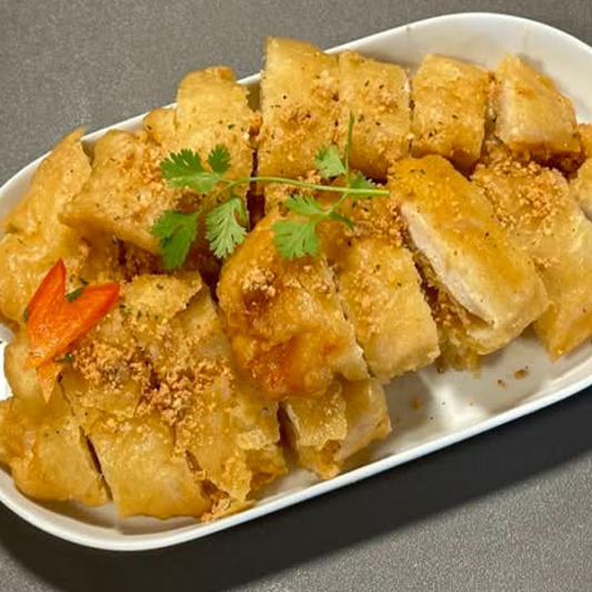 21. Breaded Almond Chicken 杏仁酥鸡 