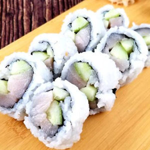 Yellowtail Roll