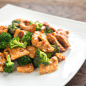 D6. Chicken with Broccoli