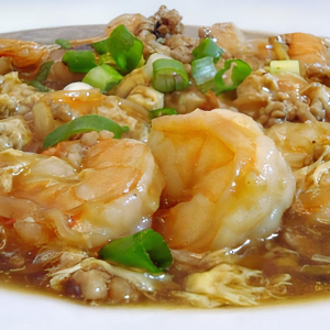 #33. Shrimp with Lobster Sauce Dinner