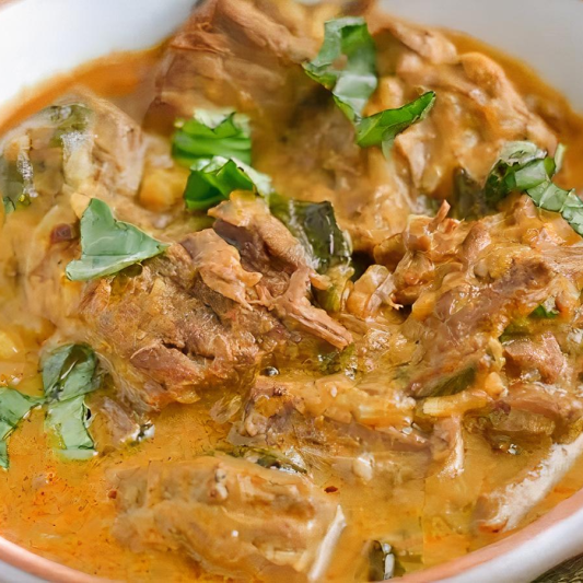 #26. Thai Curry Beef (Hot) Dinner