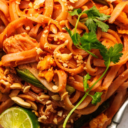 Pad Thai Noodles with Chicken (Quart)